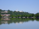 Hluboká - pohled přes Munický rybník